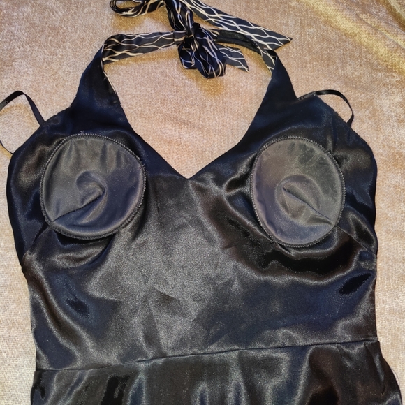 Laundry by Shelli Segal Silk Halter Dress - Size 2 - Picture 10 of 16